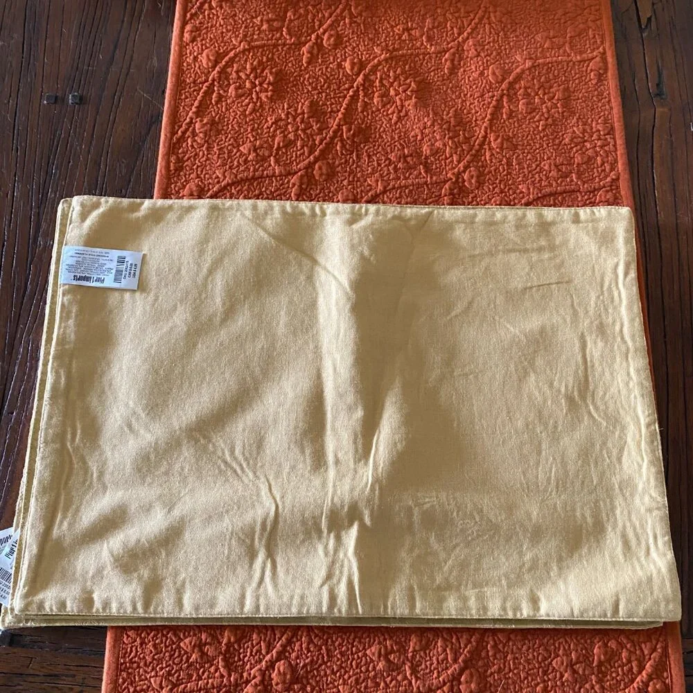 Pier 1 Imports Gold Jacquard Placemats – Set of 4 - Perfect for the Holidays